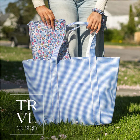 SKY GINGHAM TRVL JUMBO TOTE