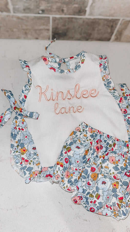 Floral apron set